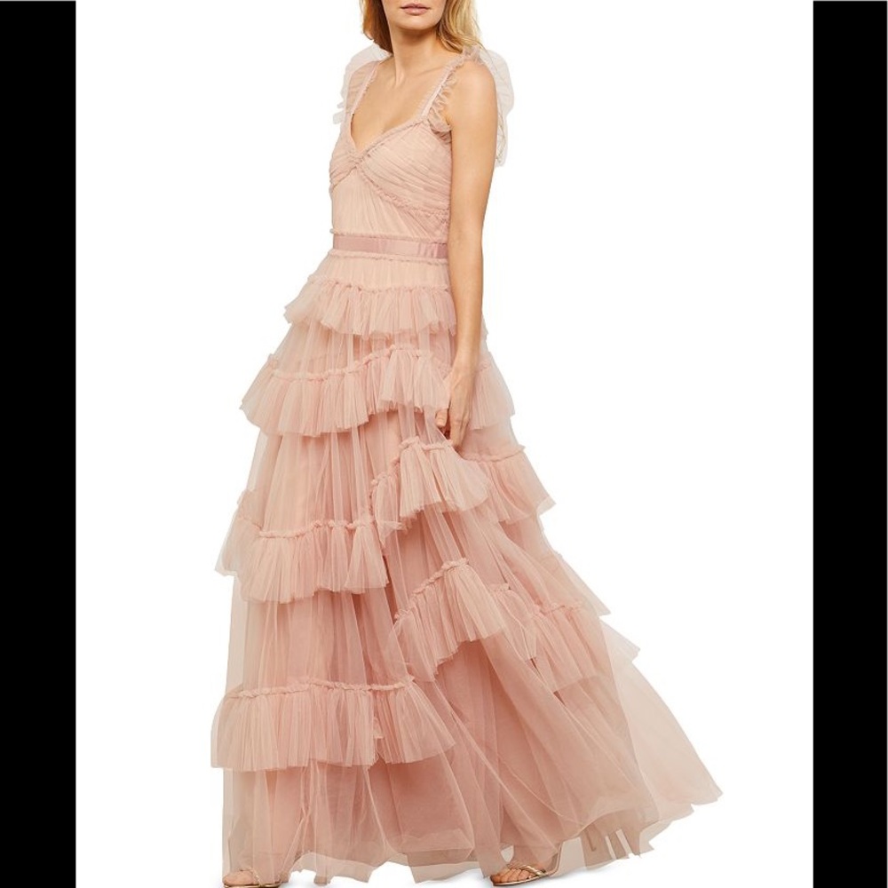BCBGMAXAZRIA
Eve Tiered Ruffled Tulle Maxi Dress